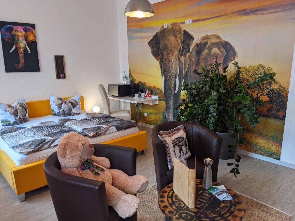 Café&mehr Hotel Halle  Kültér fotó